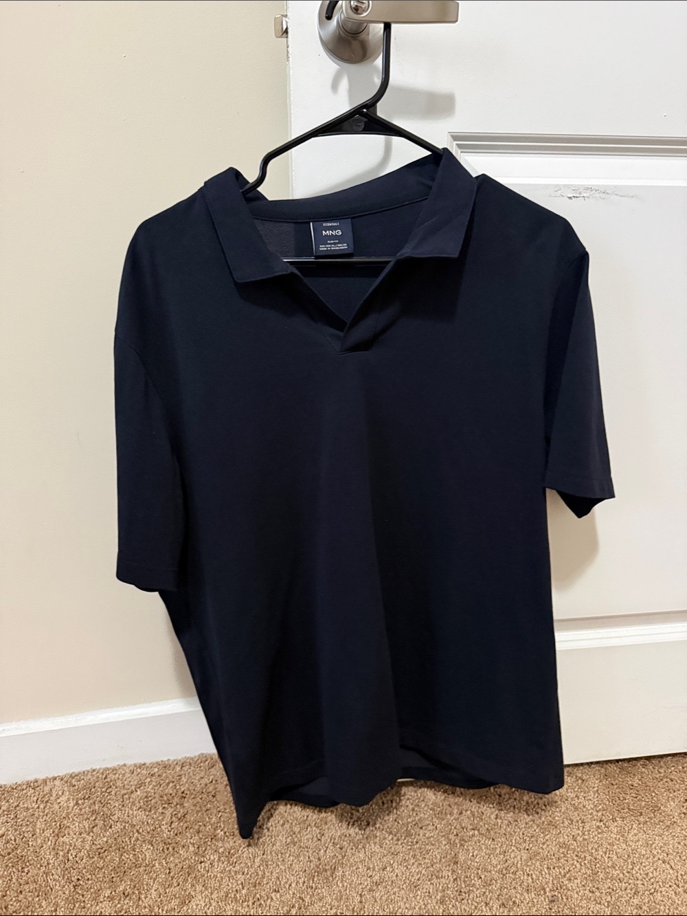 Mango Men's Dark Navy Polo with Relaxed Collar